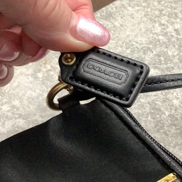 Coach Amanda Satin Clutch NWOT - Picture 4 of 8